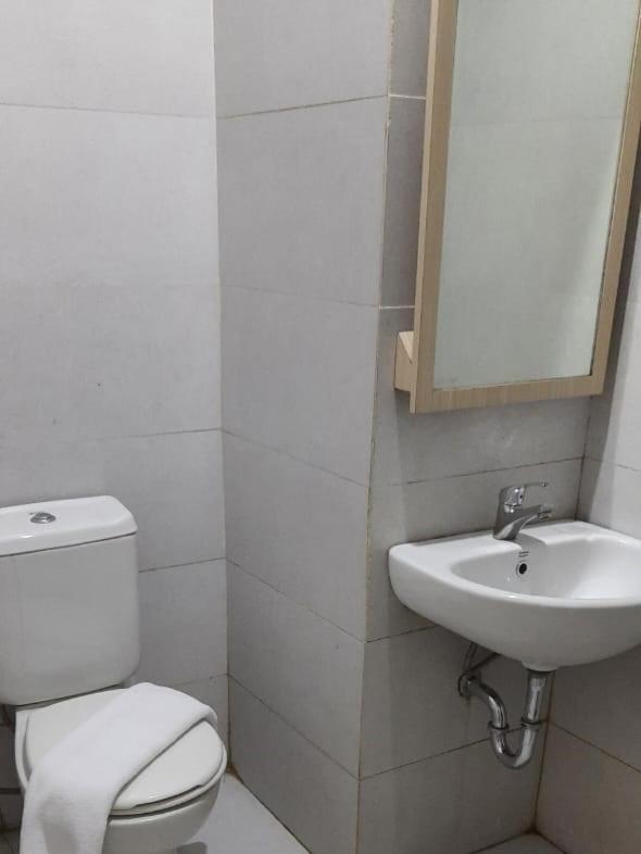 Catania Inn Palembang Ngoại thất bức ảnh